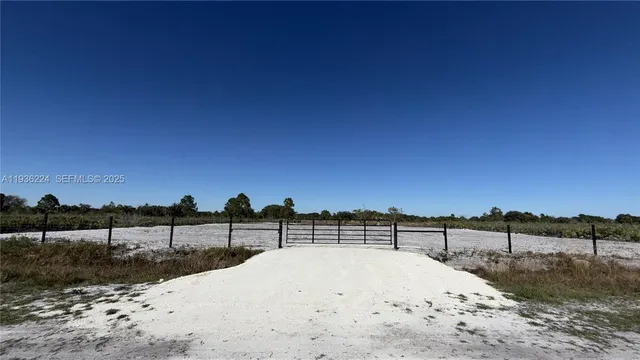 $39,999 | 17385 Northwest 314th Street, Okeechobee, FL 34972