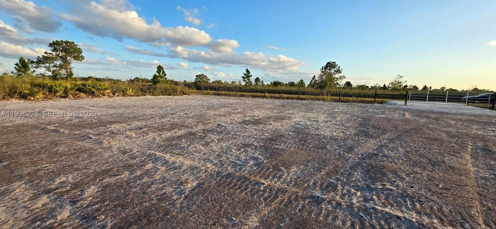 17385 Northwest 314th Street Okeechobee, FL 34972 - Photo 10 of 17 a view of a field