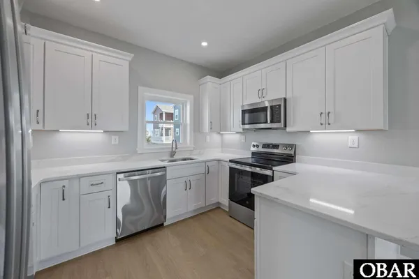 $470,000 | 41107 Villa Drive, Avon, NC 27915
