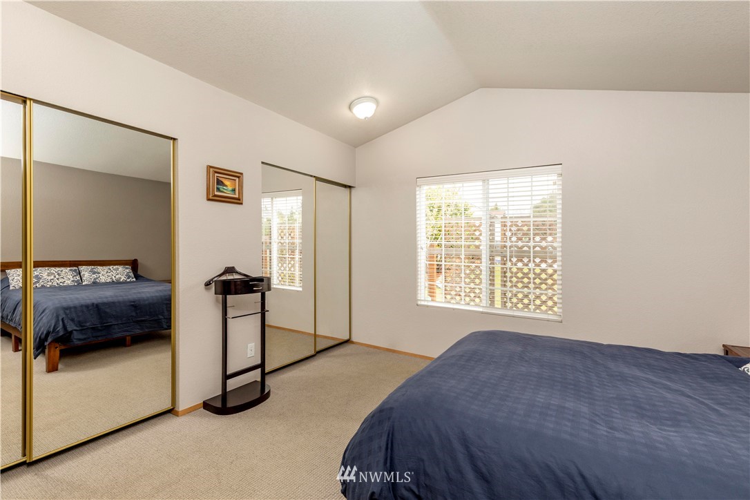 7302 East Raintree Lane Port Orchard, WA 98366 - Photo 14 of 34 Gallery Image 14