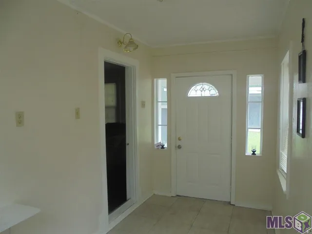 $1,250 | 872 Aster Street, Baton Rouge, LA 70802