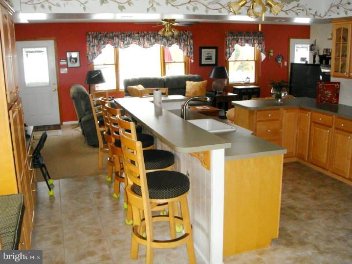 408 Wayne Avenue Springfield, PA 19064 - Photo 11 of 25 Kitchen