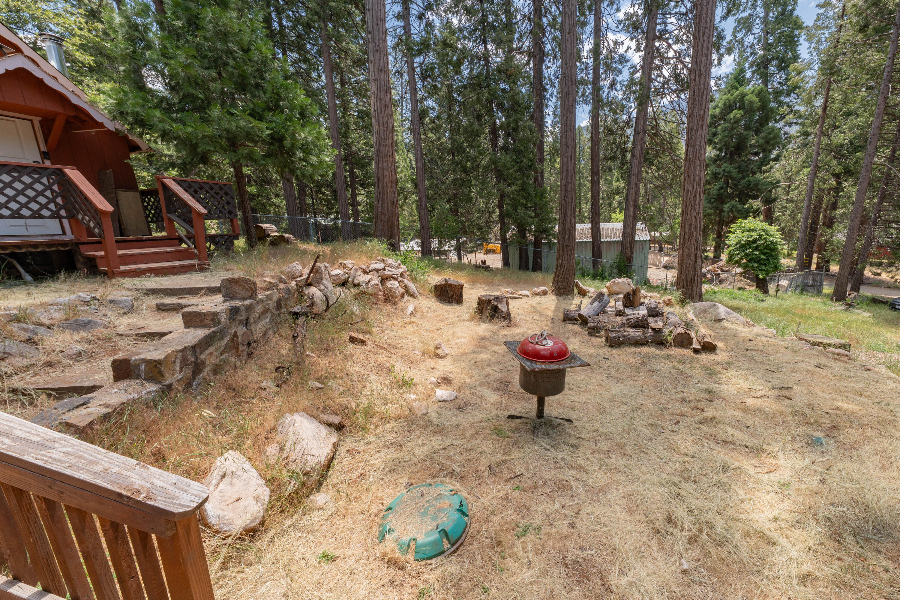1998 Tienken Avenue Springville, CA 93265 - Photo 17 of 53 17