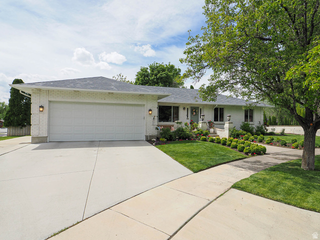 12166 1745 East Sandy, UT 84092 - Photo 5 of 44