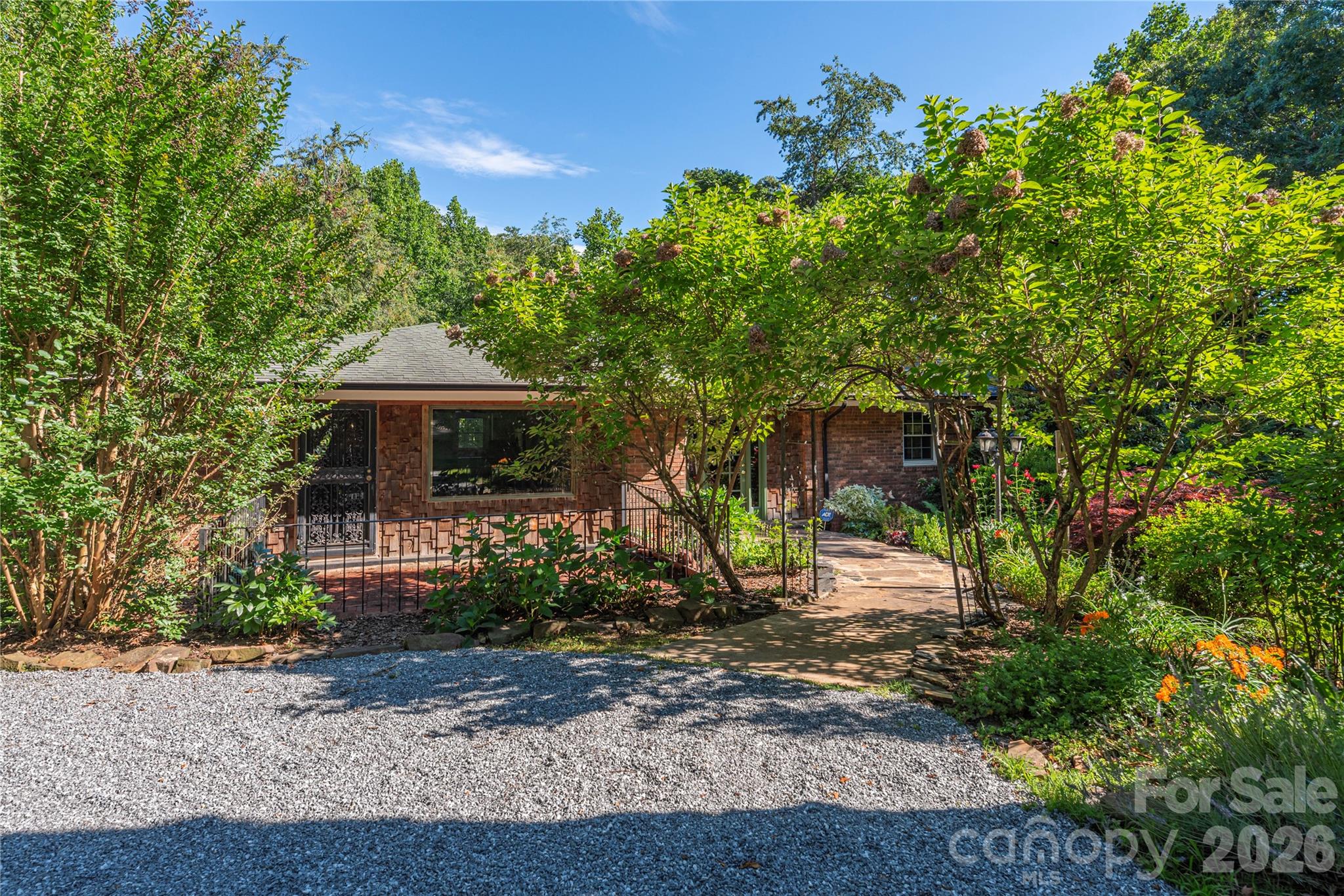35 McKinney Road Asheville, NC 28805 - Photo 4 of 35