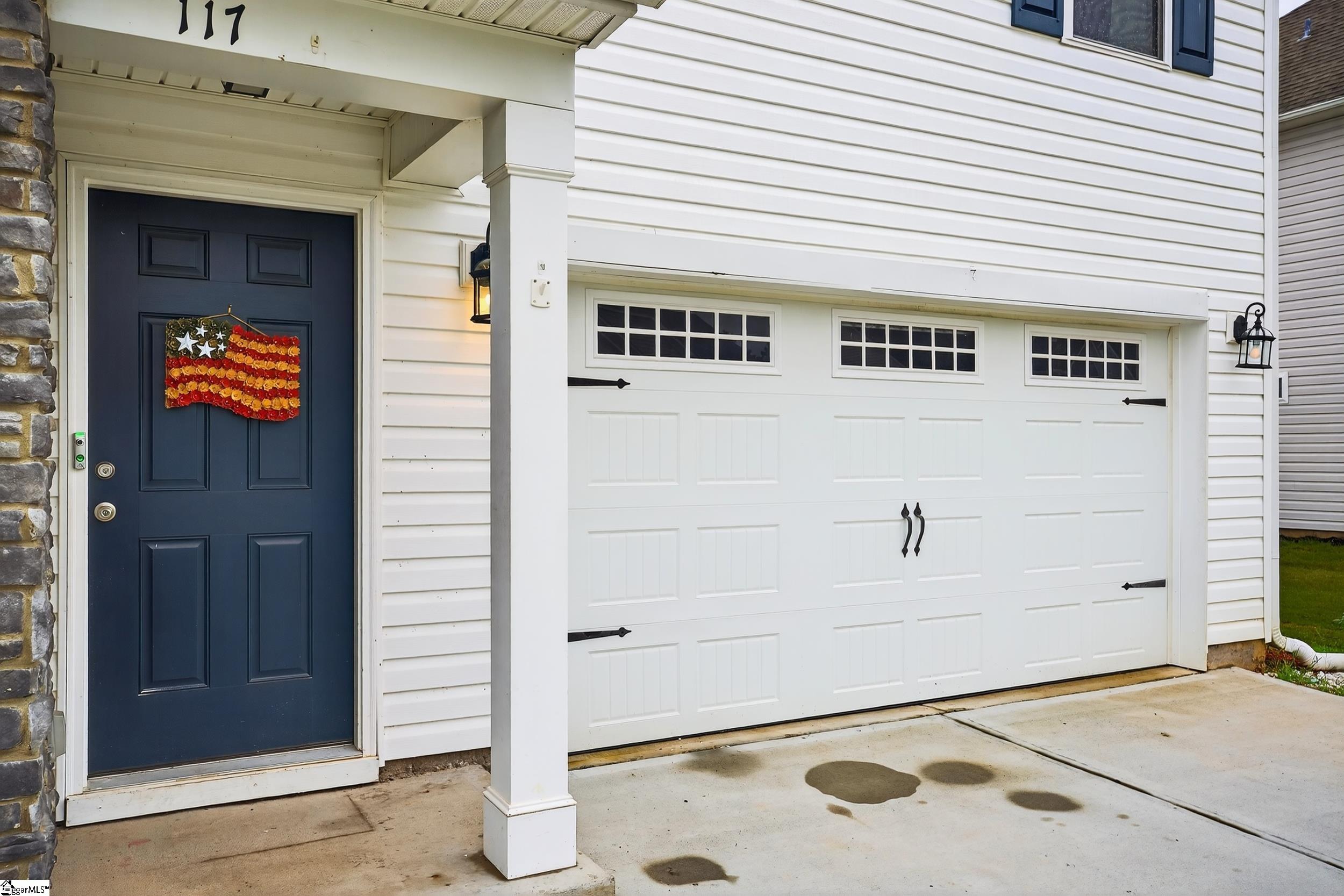 117 Bruinen Drive Fountain Inn, SC 29644 - Photo 2 of 35