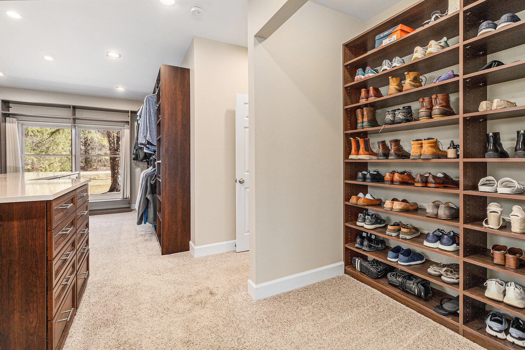 2555 Hickory Road Ann Arbor, MI 48103 - Photo 27 of 62 24h