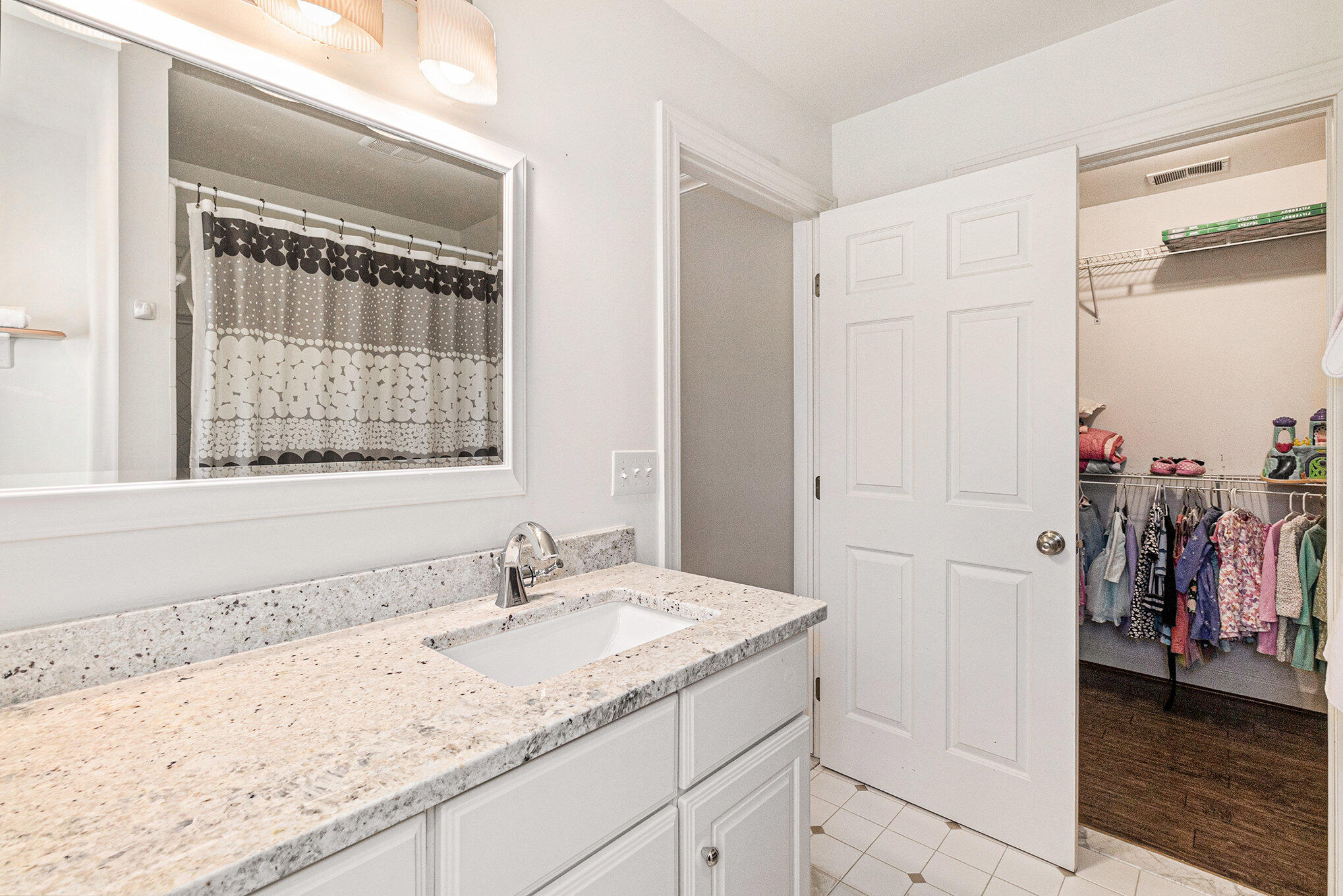 2555 Hickory Road Ann Arbor, MI 48103 - Photo 36 of 62 25e