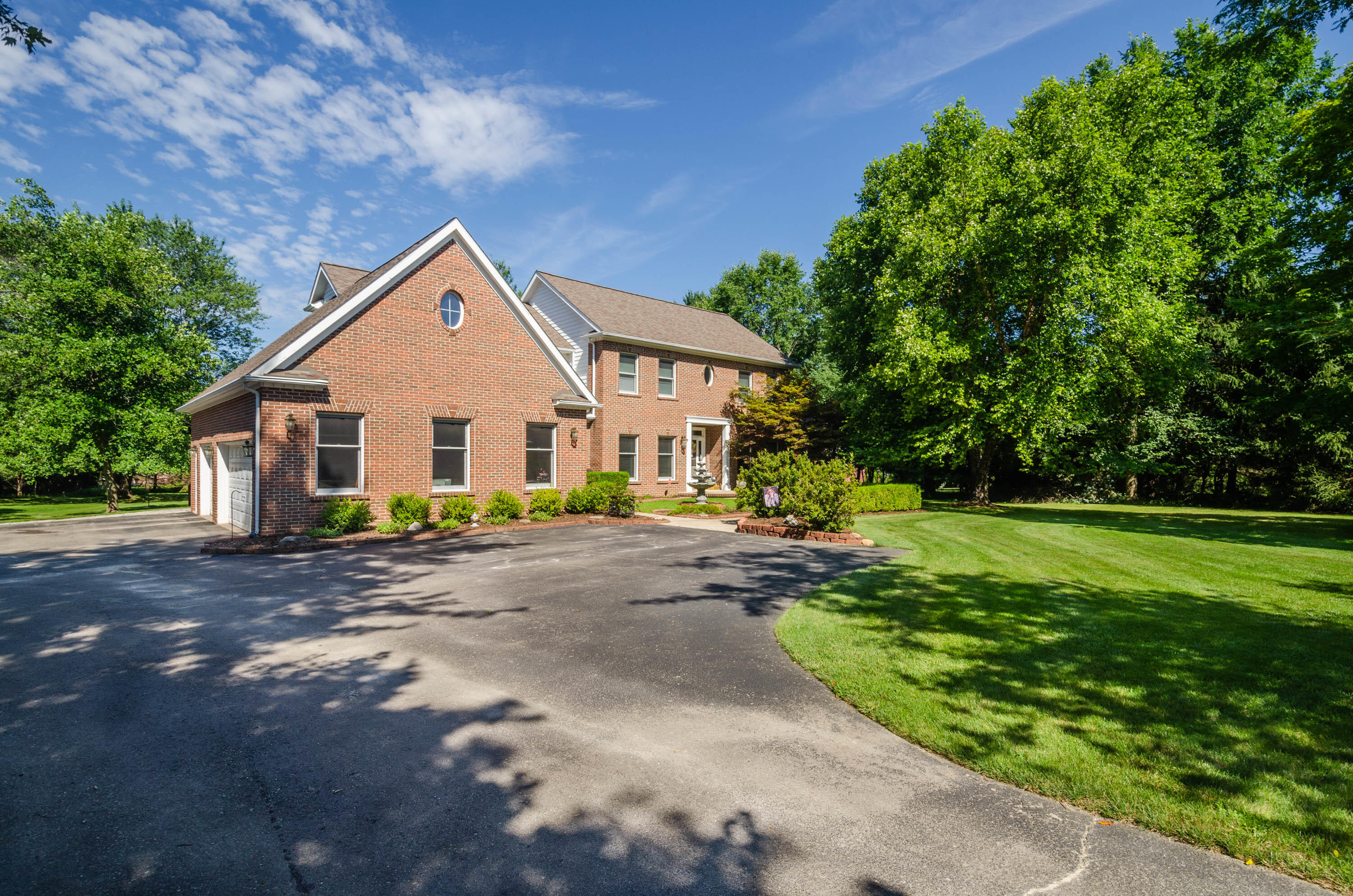 2555 Hickory Road Ann Arbor, MI 48103 - Photo 54 of 62 40