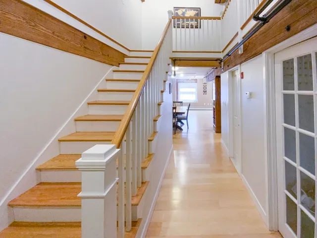 $2,400 | 240 Jackson Street, Unit 307, Lowell, MA 01852