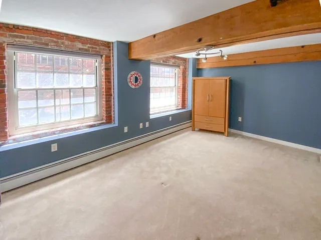 $2,400 | 240 Jackson Street, Unit 307, Lowell, MA 01852