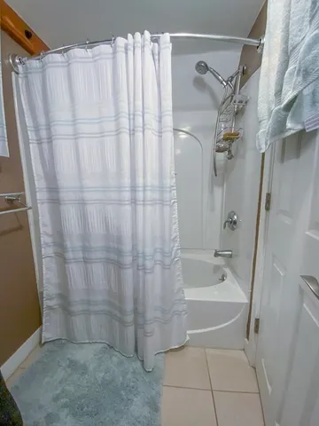 $2,400 | 240 Jackson Street, Unit 307, Lowell, MA 01852