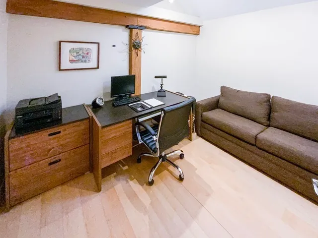 $2,400 | 240 Jackson Street, Unit 307, Lowell, MA 01852