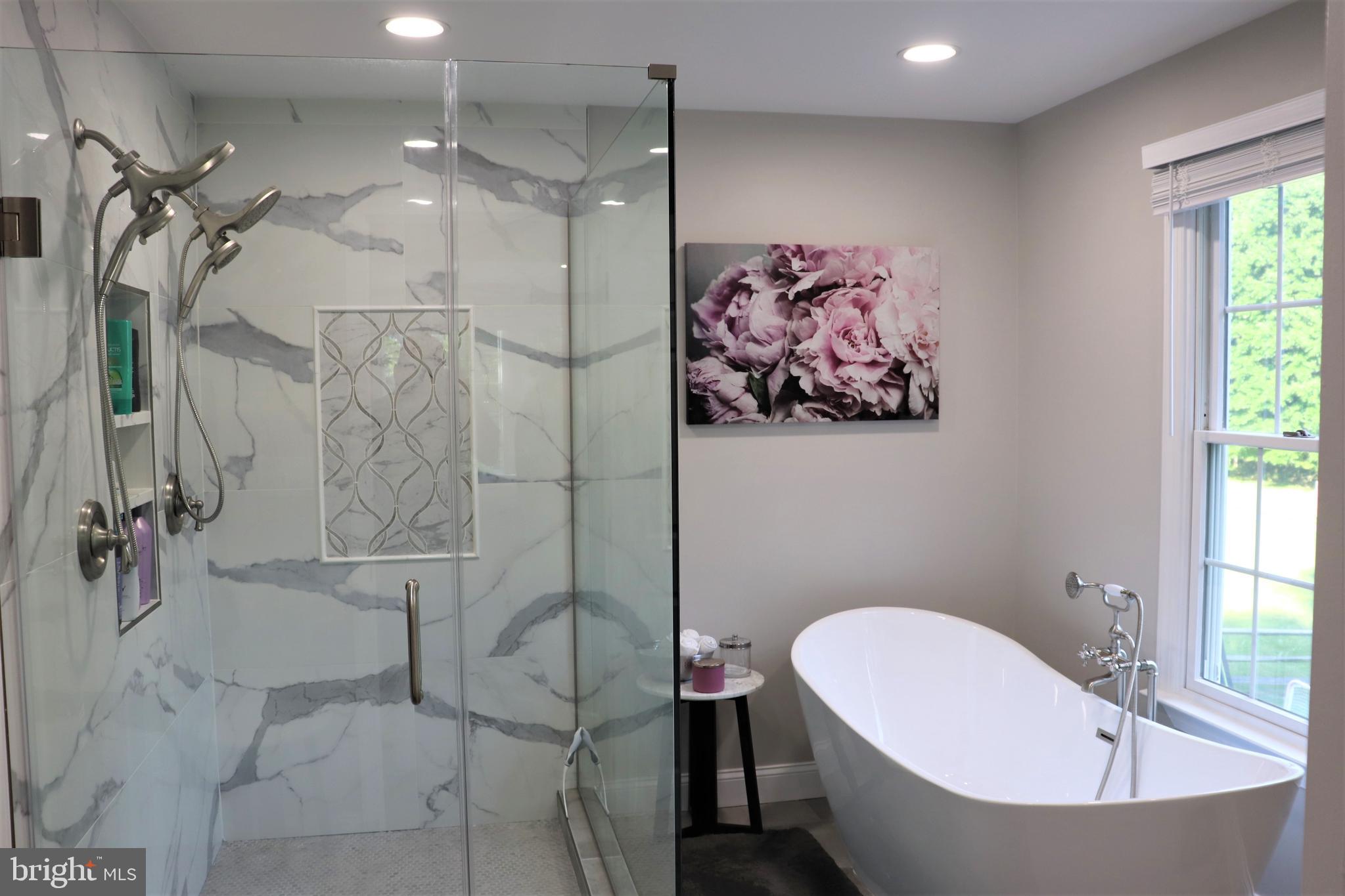 8205 Dry Ridge Road Montgomery Village, MD 20886 - Photo 21 of 44 Master Bathroom