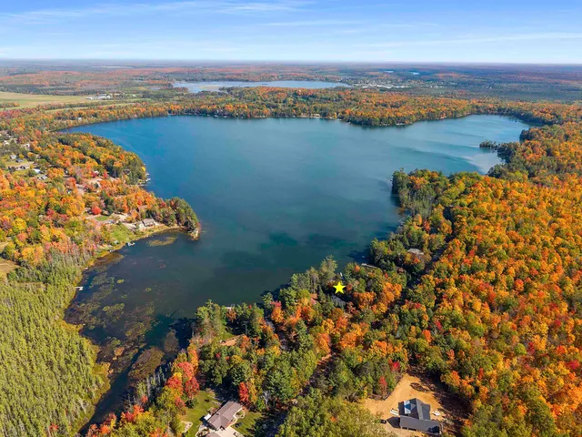 $669,900 | 5600 South Silver Lake Road, Laona, WI 54541