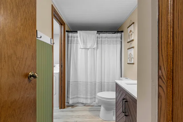 $669,900 | 5600 South Silver Lake Road, Laona, WI 54541