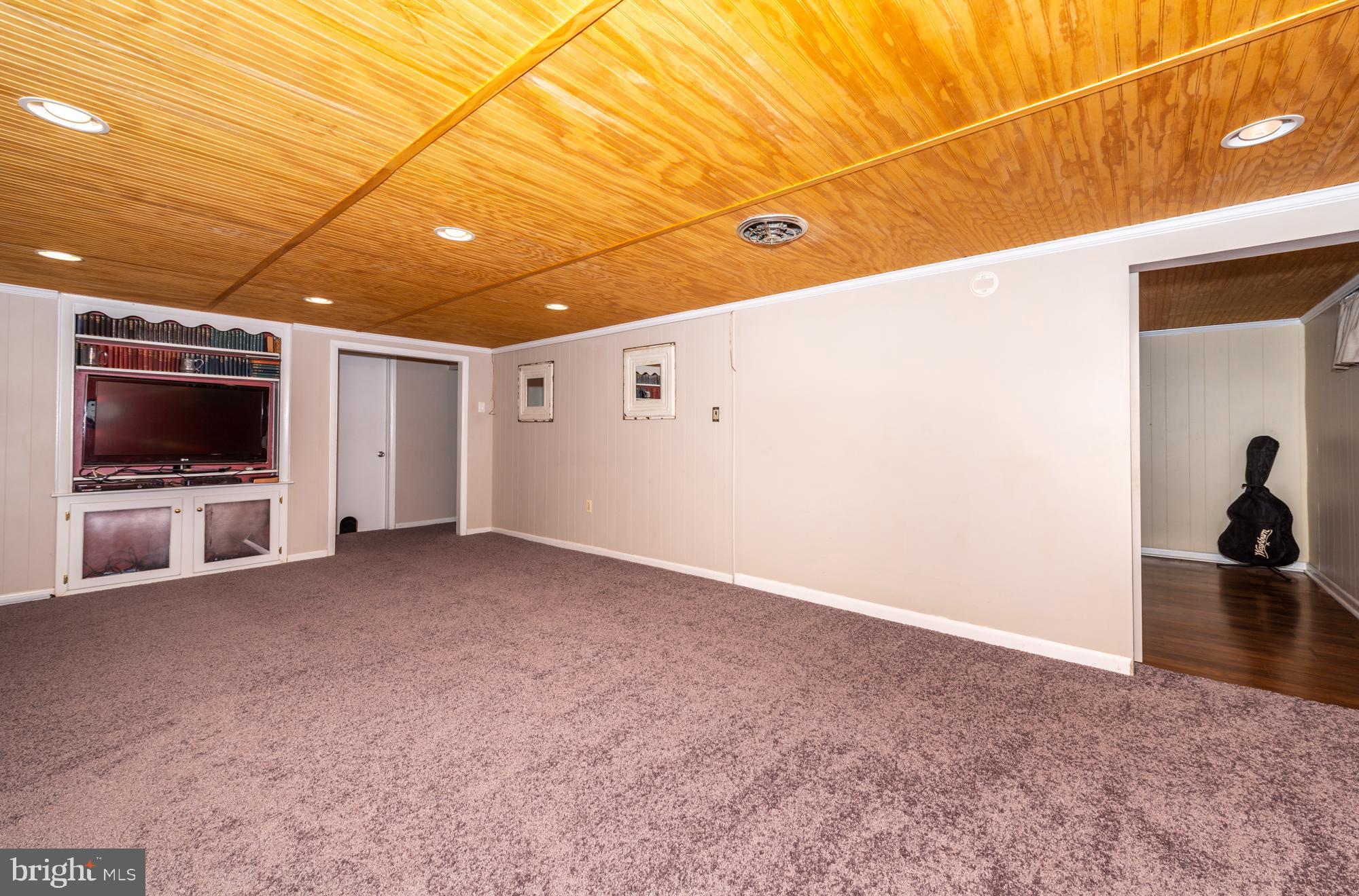 950 Cardinal Road Lancaster, PA 17601 - Photo 18 of 25 Gallery Image 18
