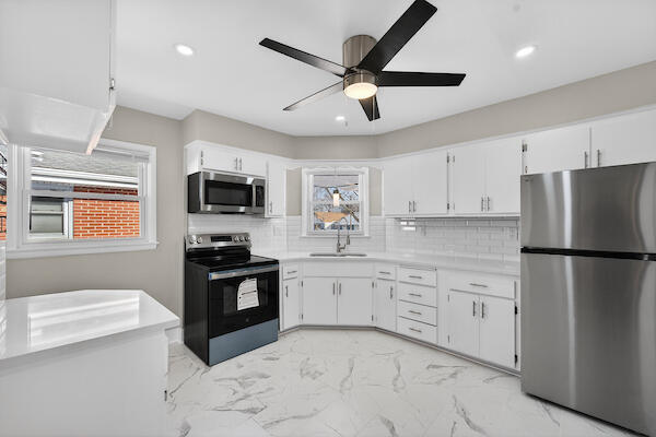 4149 North 69th Street Milwaukee, WI 53216 - Photo 14 of 25 kitchen