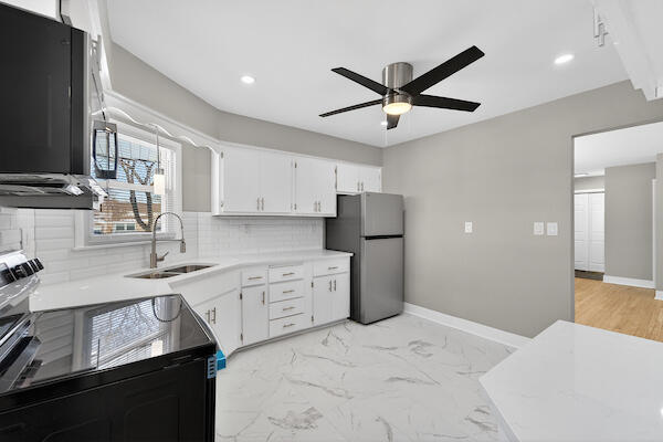 4149 North 69th Street Milwaukee, WI 53216 - Photo 16 of 25 kitchen
