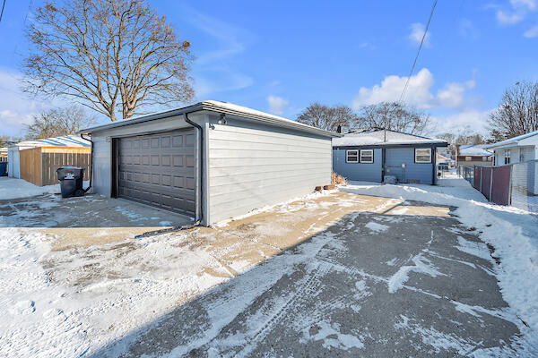 4149 North 69th Street Milwaukee, WI 53216 - Photo 24 of 25 back house