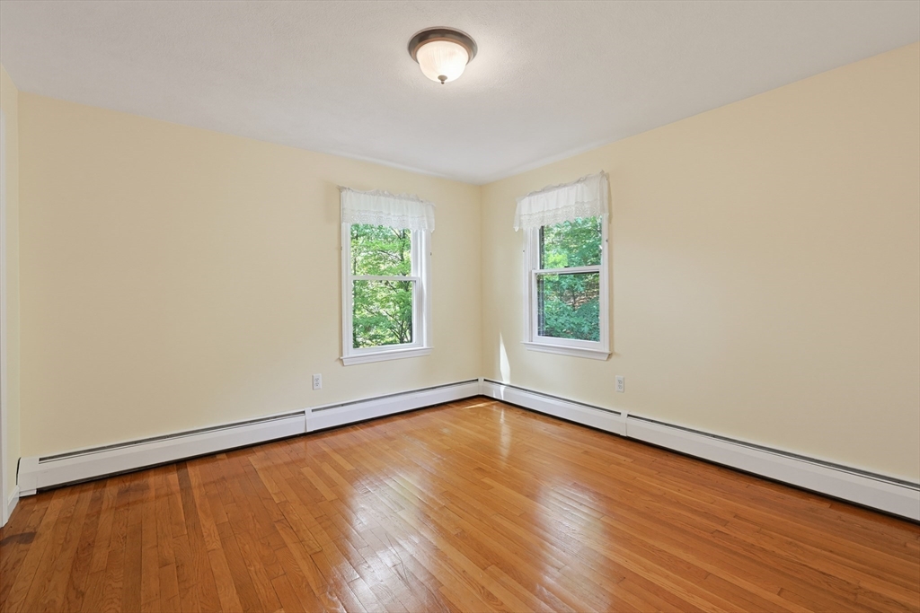 16 Blacksmith Road Cumberland, RI 02864 - Photo 25 of 36