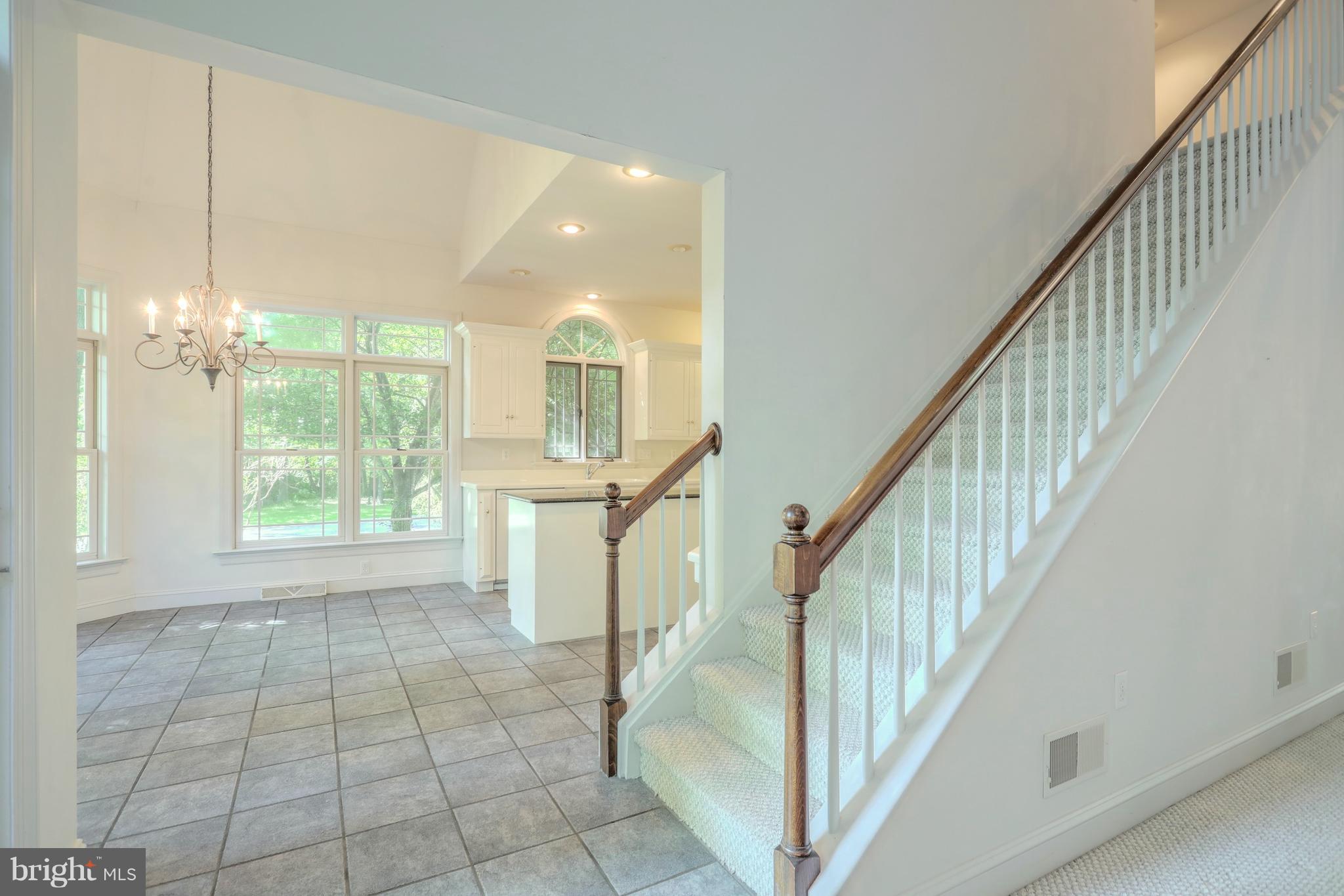 3684 Pleasant Valley Road York, PA 17406 - Photo 8 of 26 Gallery Image 8