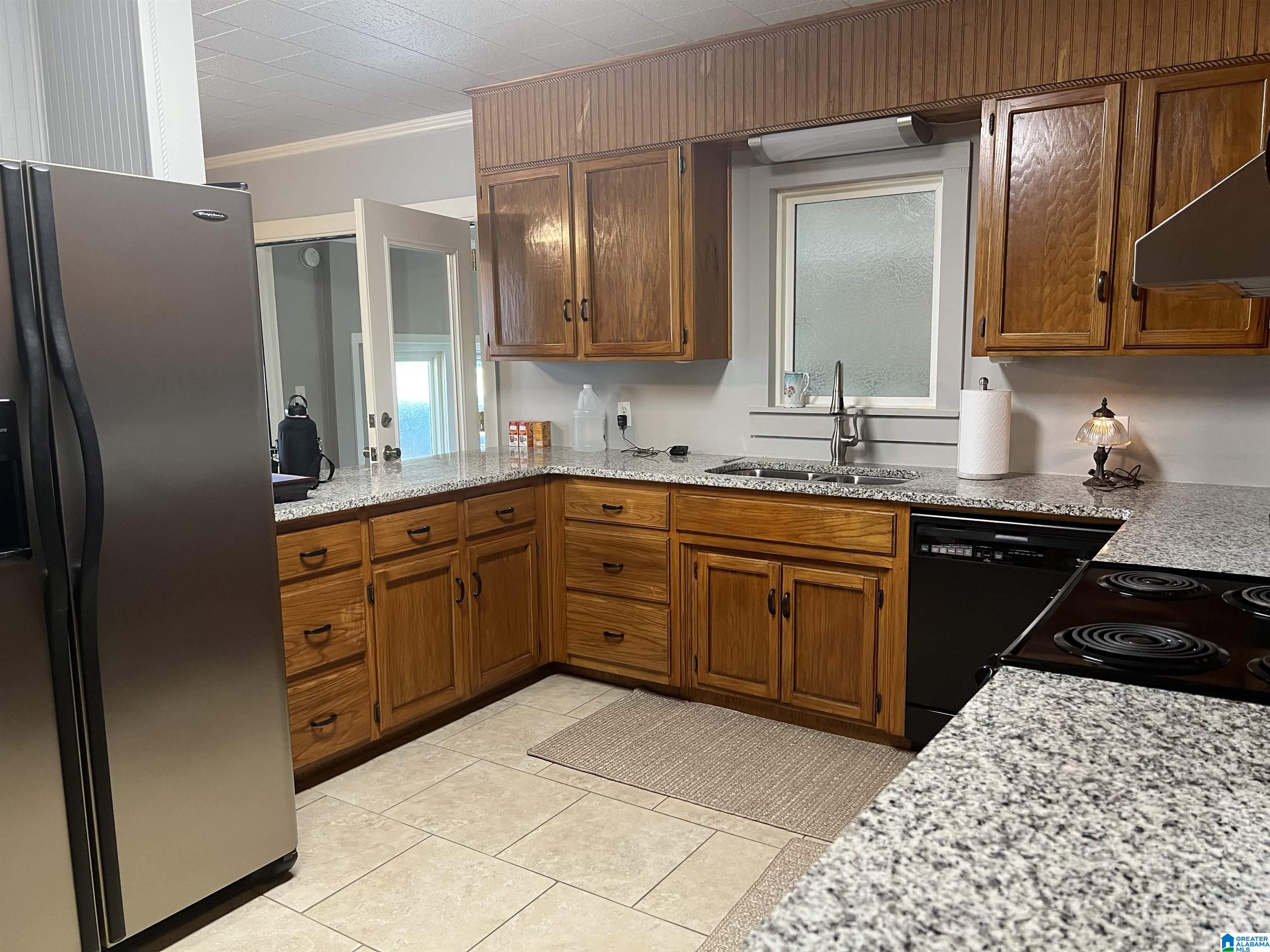 737 Armstrong Loop Hayden, AL 35079 - Photo 23 of 34