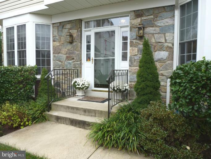 2552 Bear Den Road Frederick, MD 21701 - Photo 3 of 30 Exterior (Front)
