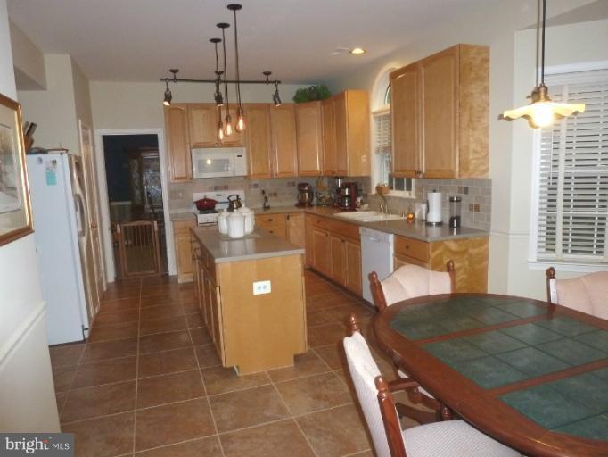 2552 Bear Den Road Frederick, MD 21701 - Photo 10 of 30 Kitchen