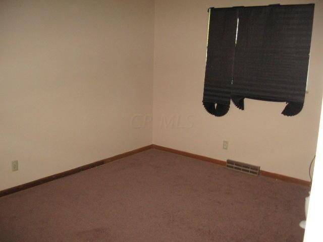 1261 Bernhard Road Columbus, OH 43227 - Photo 10 of 16 Gallery Image 10