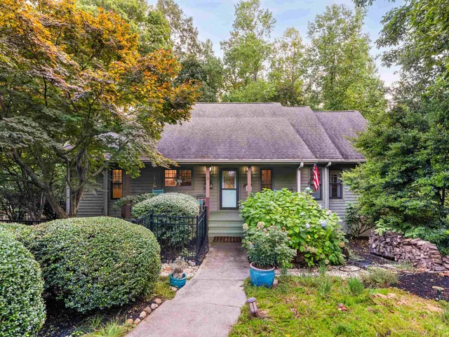 $569,900 | 3 Rocky Gap Court, Landrum, SC 29356