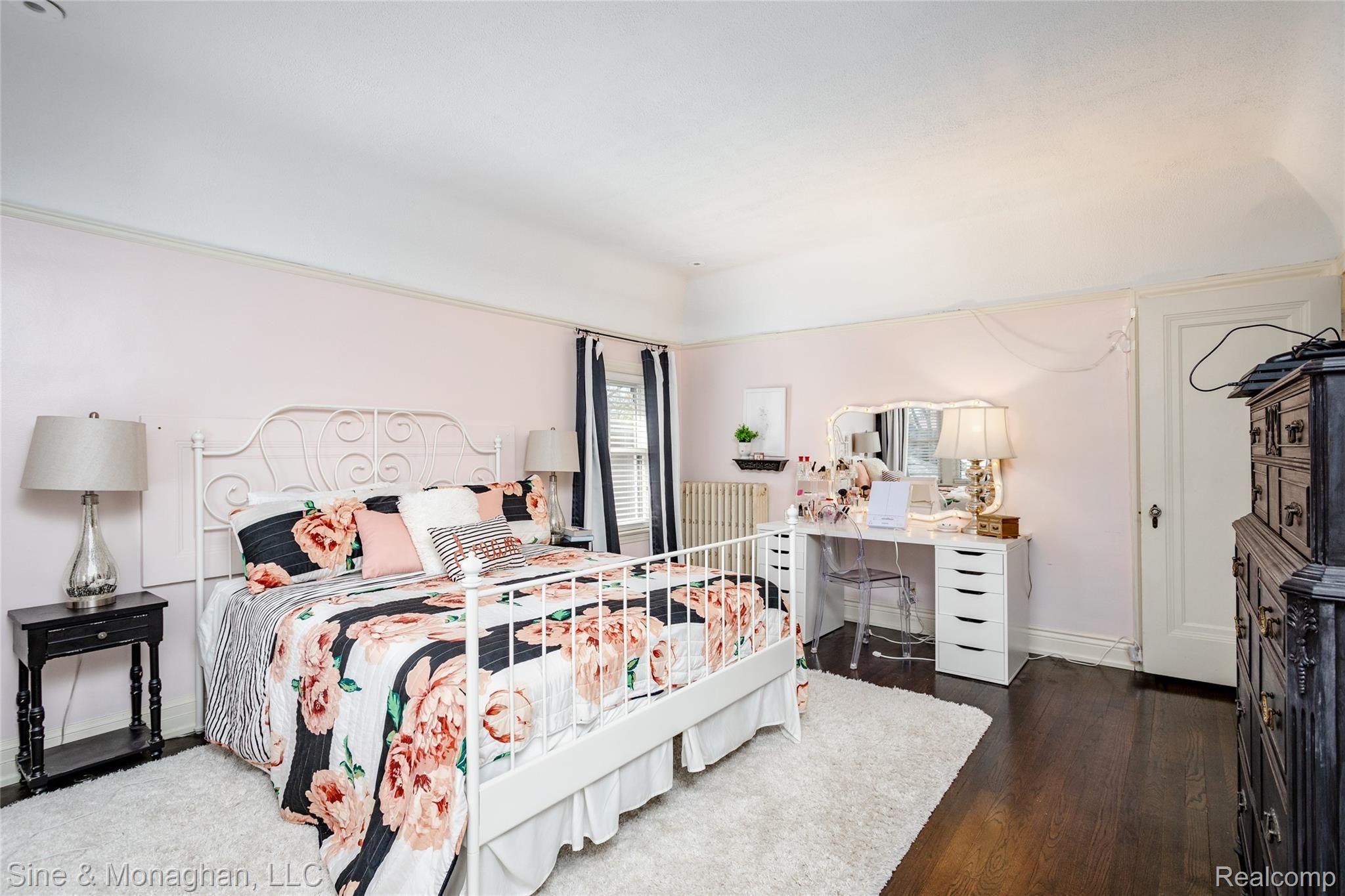 776 Trombley Road Grosse Pointe, MI 48230 - Photo 36 of 78 776 Trombley L036.jpg