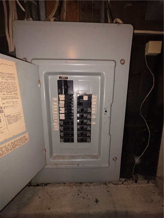 54 Rosewood Terrace Rochester, NY 14609 - Photo 14 of 17