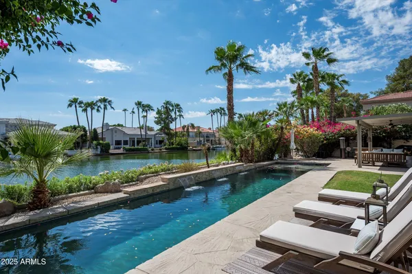 $1,895,000 | 1407 East Coral Cove Drive, Gilbert, AZ 85234