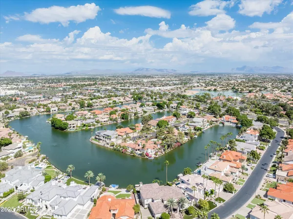 $1,895,000 | 1407 East Coral Cove Drive, Gilbert, AZ 85234