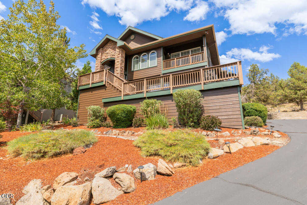9629 Kestrel Road Klamath Falls, OR 97601 - Photo 4 of 73