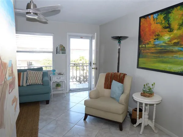 $1,895 | 2 Causeway Boulevard, Unit 206, Dunedin, FL 34698