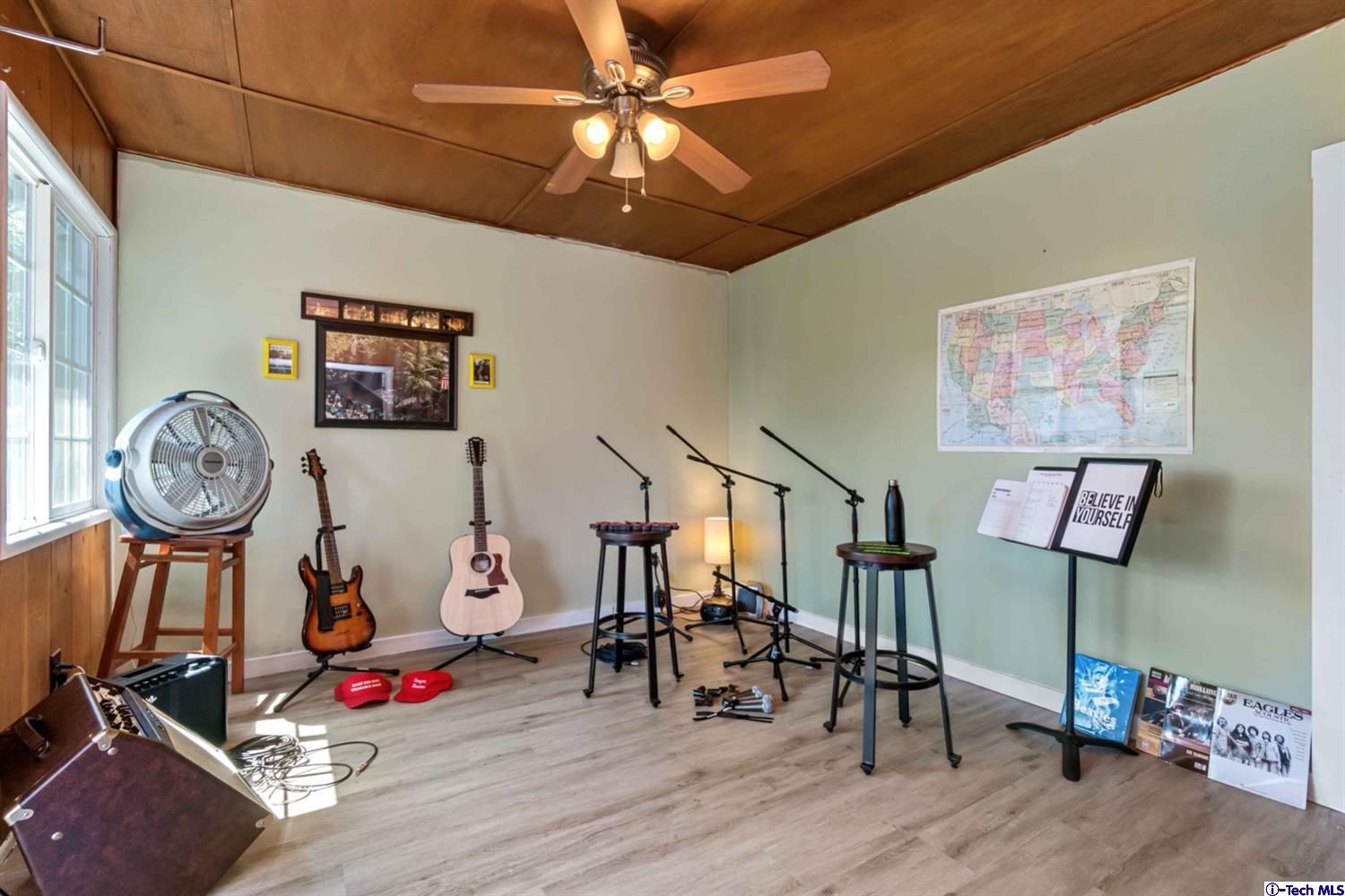 9407 Reverie Road Tujunga, CA 91042 - Photo 25 of 54 Gallery Image 25