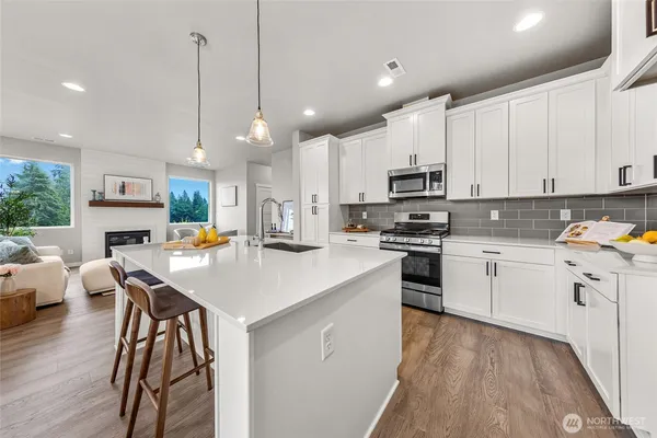 $915,000 | 9903 16th Place Southeast, Lake Stevens, WA 98258