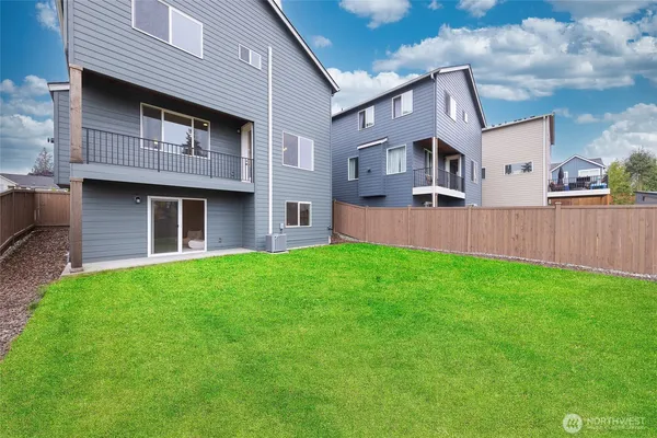 $915,000 | 9903 16th Place Southeast, Lake Stevens, WA 98258