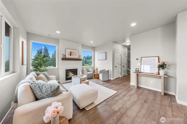 $915,000 | 9903 16th Place Southeast, Lake Stevens, WA 98258