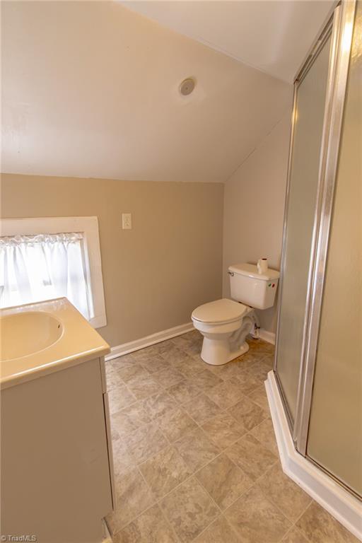 319 Cherry Street Eden, NC 27288 - Photo 15 of 22 en-suite bath