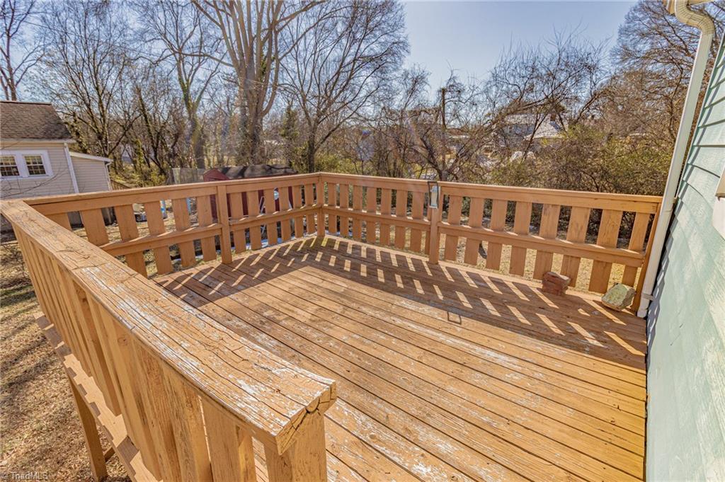 319 Cherry Street Eden, NC 27288 - Photo 19 of 22 nice deck for grilling out
