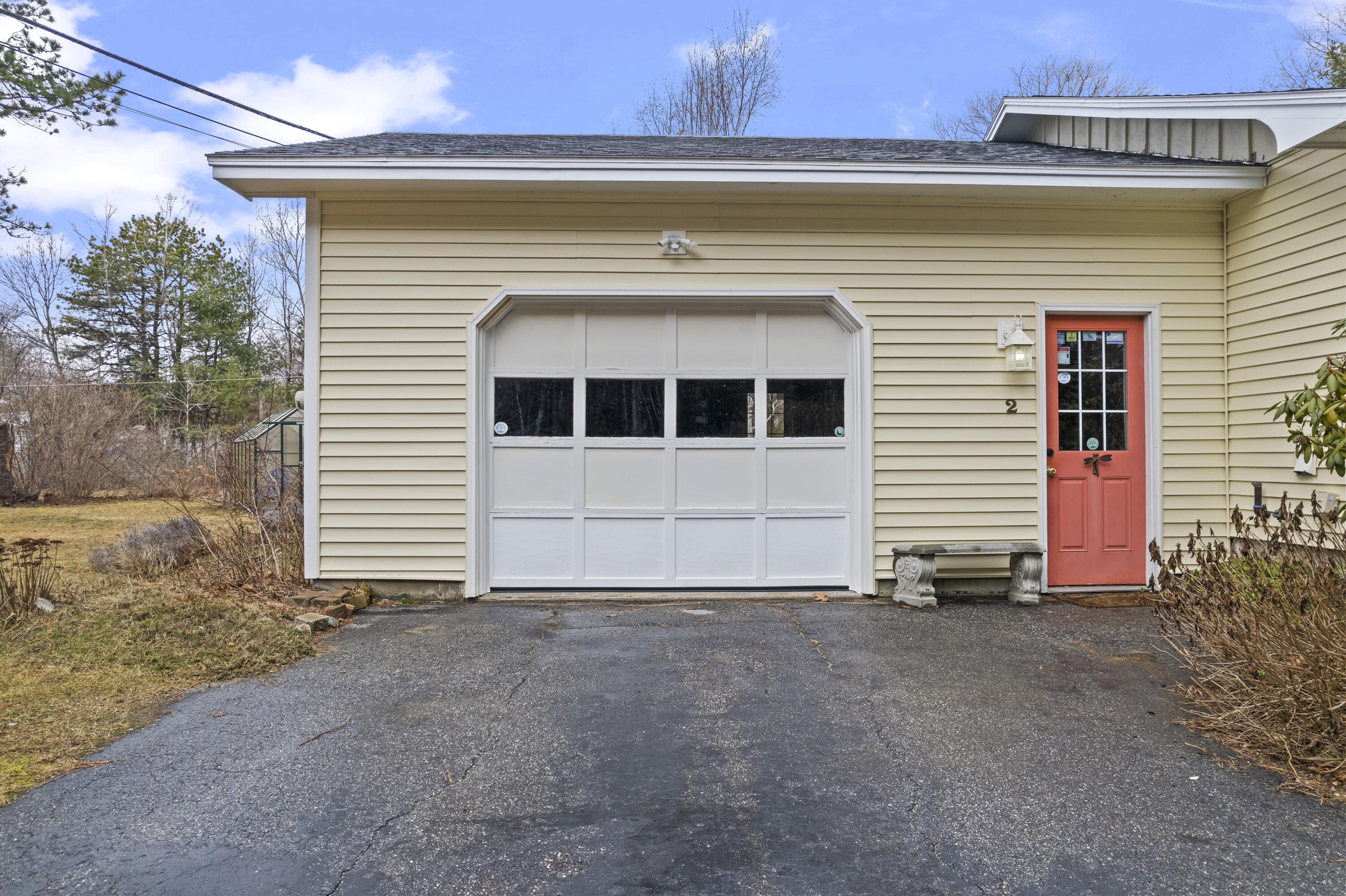 2 Raymond Road Topsham, ME 04086 - Photo 3 of 51 2 Raymond Rd_104