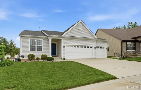 $629,000 | 815 Brimley Drive, Cottleville, MO 63304