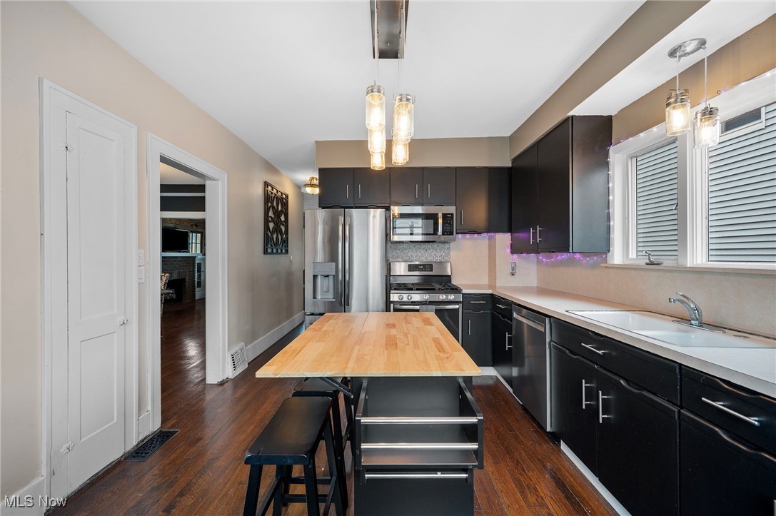 2231 Cranston Road Cleveland, OH 44118 - Photo 13 of 35 Gallery Image 13