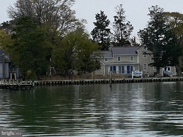 a view of a lake with houses