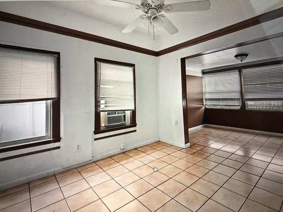 941 Lakeview Road Clearwater, FL 33756 - Photo 15 of 20
