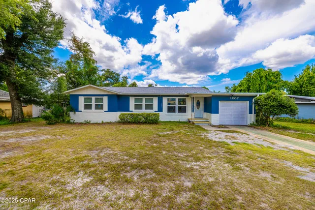 $2,000 | 1207 Buena Vista Boulevard, Panama City, FL 32401