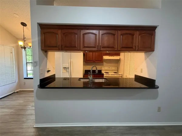 $2,500 | 3781 Lake Shore Drive, Palm Harbor, FL 34684